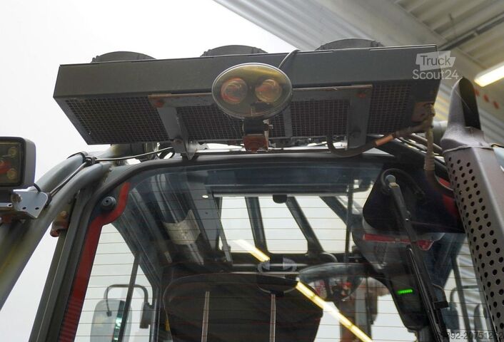 Wózek widłowy Linde H 35 T EVO 393-02