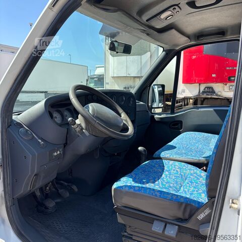 Uzun kasali kamyonet Iveco Daily 35