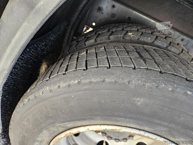 Camião caixa - equipado como oficina IVECO EUROCARGO ML 90E18 - E5 - ATELIER