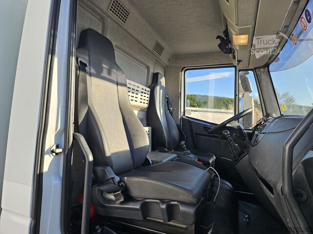 Camião caixa - equipado como oficina IVECO EUROCARGO ML 90E18 - E5 - ATELIER