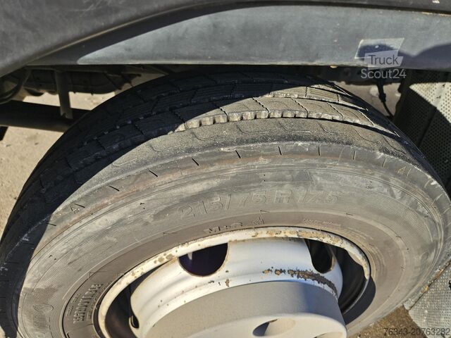 Camião caixa - equipado como oficina IVECO EUROCARGO ML 90E18 - E5 - ATELIER