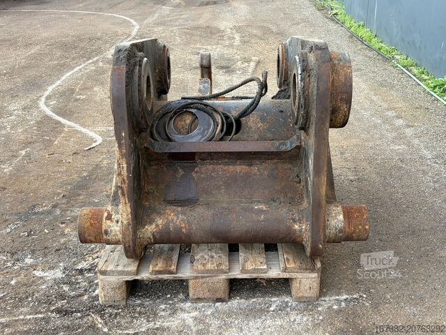 Ātrā savienotājs Caterpillar Quick Coupler CW70 for 374F