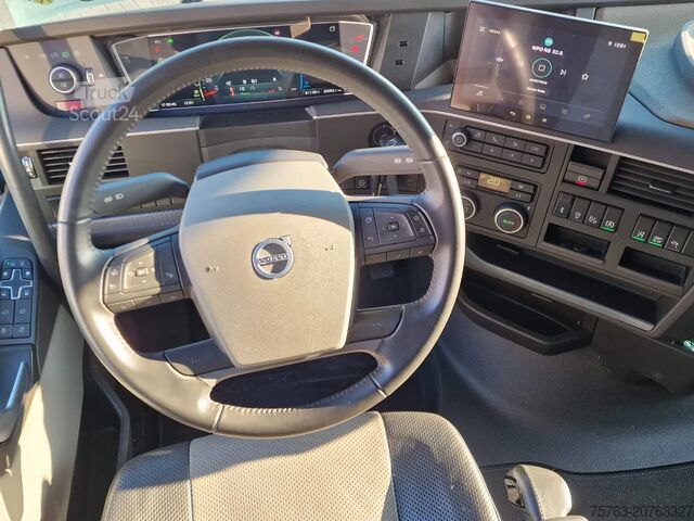 Araba taşıyıcı Volvo FH 500 Globetrotter XL Cartransporter Blyss Mod...