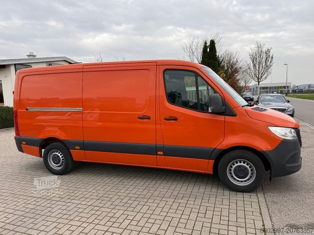 Kastenwagen MERCEDES-BENZ Sprinter 316 CDI Kasten/3-Sitze/AHK 2,8/L2H1