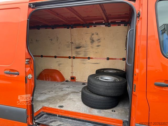 Kastenwagen MERCEDES-BENZ Sprinter 316 CDI Kasten/3-Sitze/AHK 2,8/L2H1