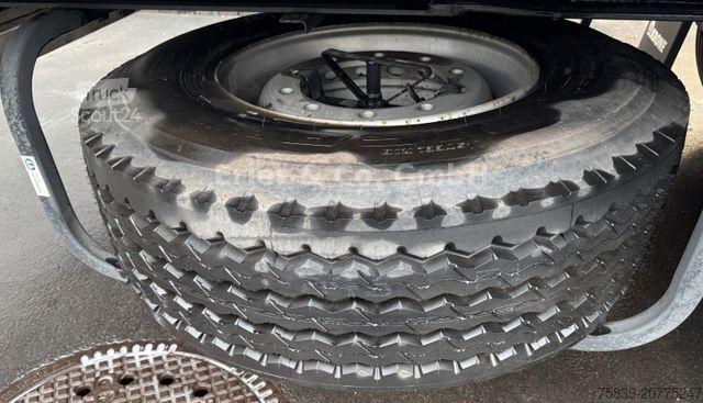 Semirimorchio con telone KRONE Edscha, Liftachse, 385/65