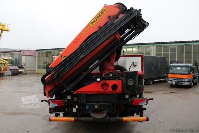 Gru montata su autocarro MAN 26.420 6x2 KRAN PALFINGER PK18502 FUNK Nr: 780