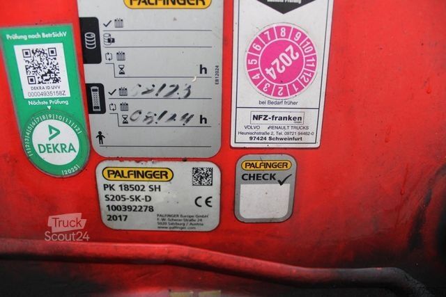 Gru montata su autocarro MAN 26.420 6x2 KRAN PALFINGER PK18502 FUNK Nr: 780