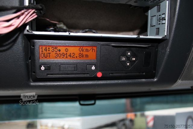 Gru montata su autocarro MAN 26.420 6x2 KRAN PALFINGER PK18502 FUNK Nr: 780