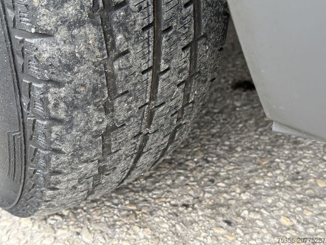 Furgon z wysokim dachem PEUGEOT Boxer Komfort Klimaaut. Kamera Hecktüren 270°