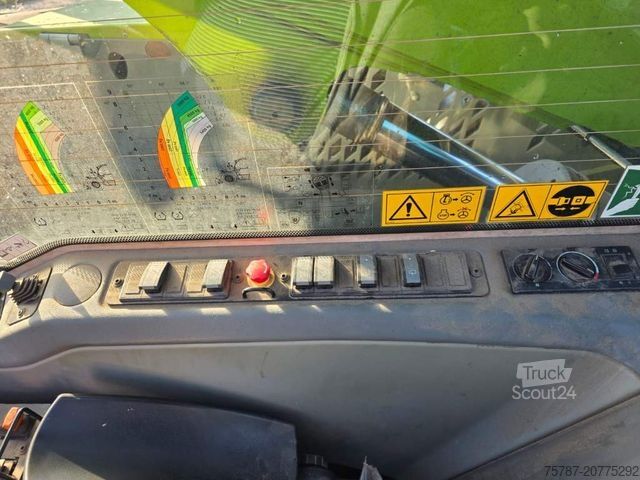 Manipulador telescópico Claas 960 Scorpion VP mit Schaufel + el