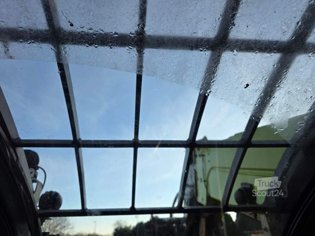 Manipulador telescópico Claas 960 Scorpion VP mit Schaufel + el