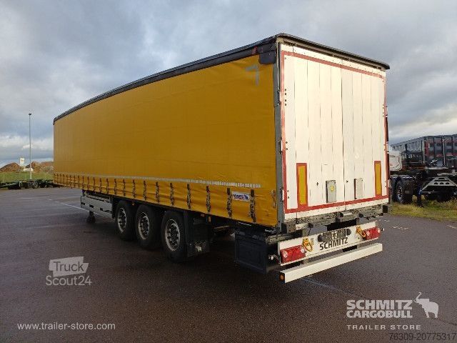 Semirimorchio con telone Schmitz Cargobull Curtainsider Standard Getränke