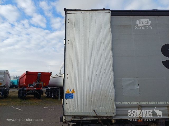 Semirimorchio con telone Schmitz Cargobull Curtainsider Standard Getränke