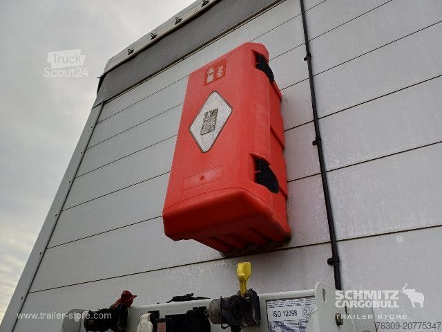 Semirimorchio con telone Schmitz Cargobull Curtainsider Standard Getränke