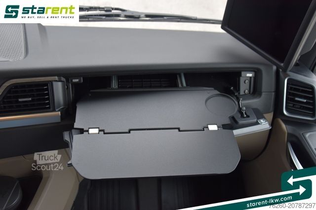 Standardni vlačilec MAN TGX 18.540 LL Retarder Vollluftfederung Standkl.