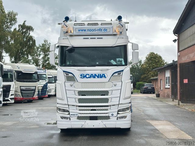 Standardni vlačilec SCANIA S650 V8 Retarder Nebenantrieb Hydraulik