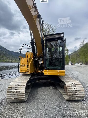 Paletli ekskavatör CAT 325FLCR Excavator – 2 Buckets, R8 Rototilt and Mak
