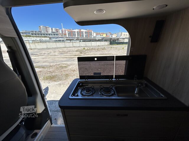 Caravan/camper Fiat Weinsberg Carabus 600 K | 4 Posti Letto | Completamente Attrezzato