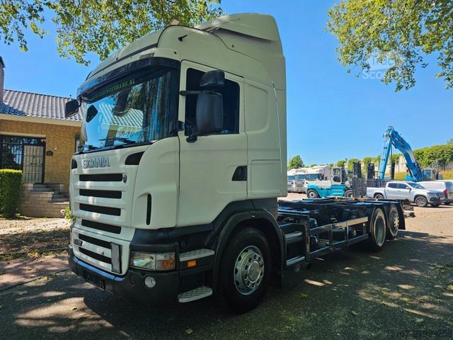 Вантажівка зі змінною надбудовою SCANIA R400 Highline BDF 6x2