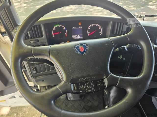 Вантажівка зі змінною надбудовою SCANIA R400 Highline BDF 6x2