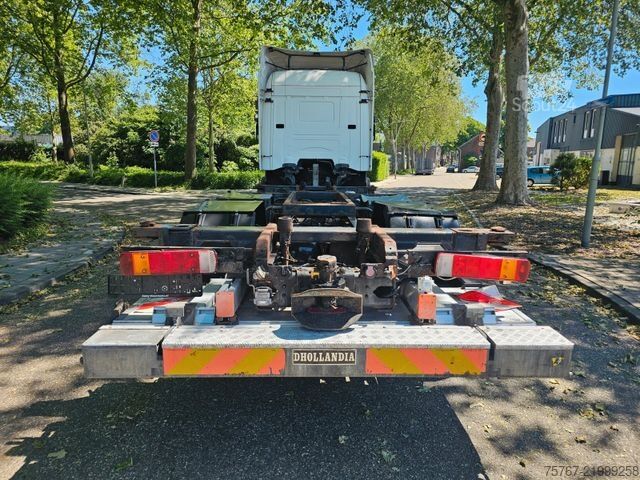 Вантажівка зі змінною надбудовою SCANIA R400 Highline BDF 6x2