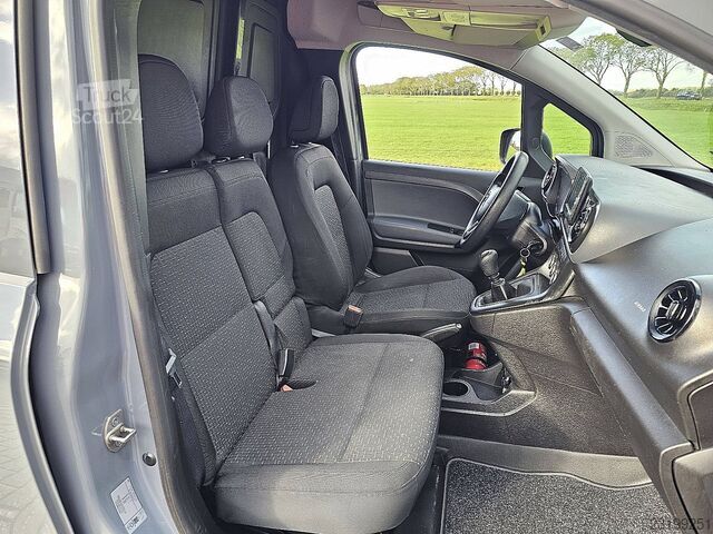 MERCEDES-BENZ CITAN 112 CDI 3 személyes Hosszú Mbux Klíma Vonóhorog Navigáció 115 LE Euro6 Tempomat! MERCEDES-BENZ CITAN 112 CDI 3-Zits Long Mbux Airco Trekhaak N...