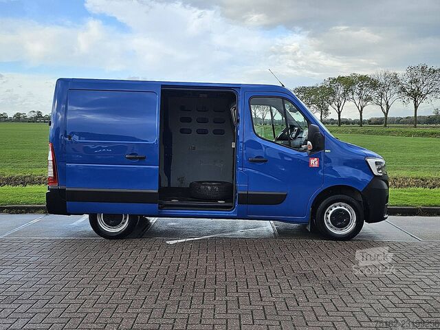 RENAULT MASTER 2.3 L1H1 150 k Euro6 RED-Edition, ťažné zariadenie, klimatizácia, 3-sedadlový, tempom RENAULT MASTER 2.3 L1H1 150Pk Euro6 RED-Edition Trekhaa...