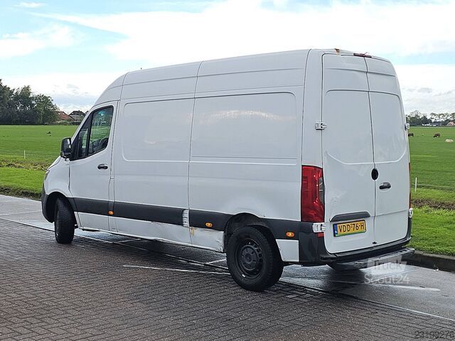 Mercedes-Benz SPRINTER 311 MERCEDES-BENZ SPRINTER 311