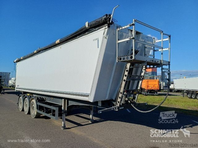 مقطورة نصف قلابة Schmitz Cargobull Kipper Alukastenmulde 52m³