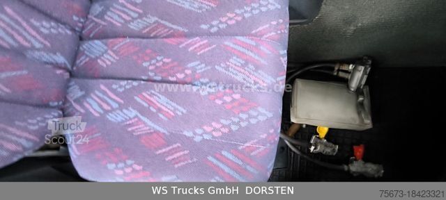 Viehtransporter LKW MERCEDES-BENZ Atego 1223 1 Stock Hohe Gitter Viehtransporter