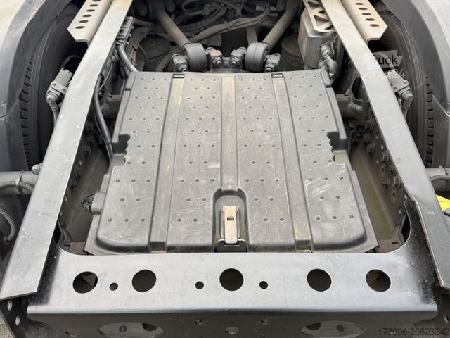 Standard trekkvogn MERCEDES-BENZ Actros 1845 Retarder, Spoiler, 90%, Euro6