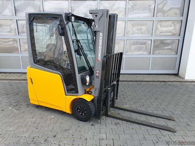 Stivuitor frontal JUNGHEINRICH EFG 215 / Triplex 4.25m / SS / nur 1.680h / 2021