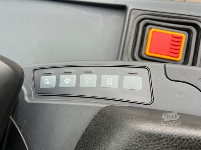 Stivuitor frontal JUNGHEINRICH EFG 215 / Triplex 4.25m / 1.851h / Batterie 2023