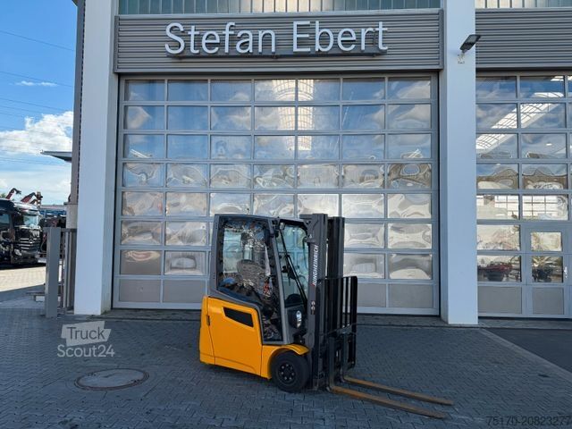 Stivuitor frontal JUNGHEINRICH EFG 215 / Triplex: 4.25m! / SS / nur 2.865h!