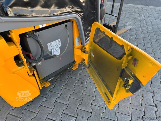 Stivuitor frontal JUNGHEINRICH EFG 215 / Triplex: 4.25m! / SS / nur 2.865h!