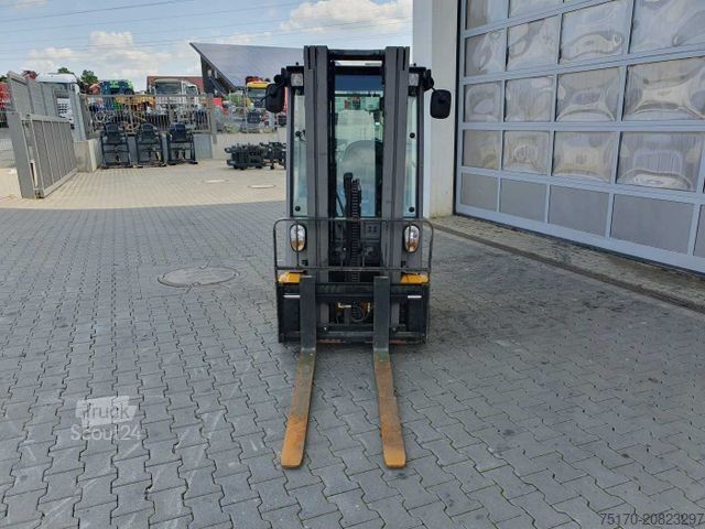 Stivuitor frontal JUNGHEINRICH EFG 215 / Triplex: 4.25m! / SS / nur 2.184h!