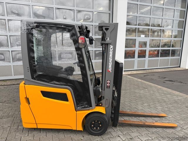 Stivuitor frontal JUNGHEINRICH EFG 215 / Triplex: 4.25m! / SS / nur 2.819h!