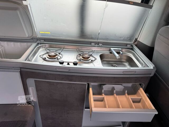 Camper van Volkswagen California Camper | 2 Betten 4 Schlafplätze | Küchenzeile + Dachbett