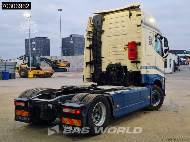 Standard-SZM Volvo FH 420 4X2 XL 2xTanks I-ParkCool Leder