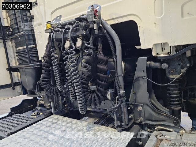 Standard-SZM Volvo FH 420 4X2 XL 2xTanks I-ParkCool Leder