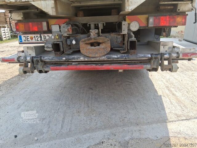 камион платформа с брезент Iveco Stralis