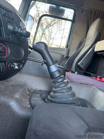 Chasis con cabina DAF CF 65.250 Handgeschakeld