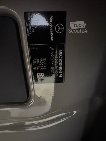 Furgoneta de caja alta MERCEDES-BENZ Sprinter III Kasten 319 V6 L4 H3 *Doppelkabine*