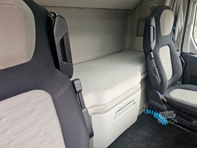 Volume trekker FORD F-Max 500