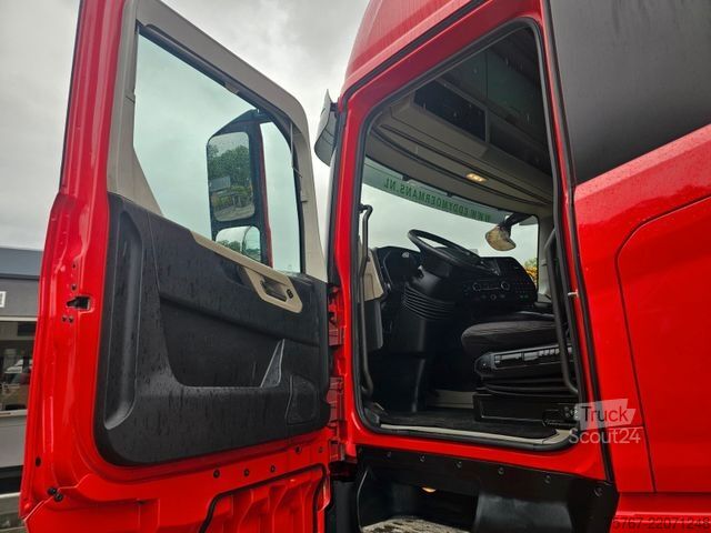Volume trekker FORD F-Max 500