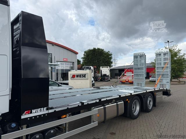 Ciężarówka z płaską platformą MERCEDES-BENZ Actros mit Rampen, Maschinentransporter