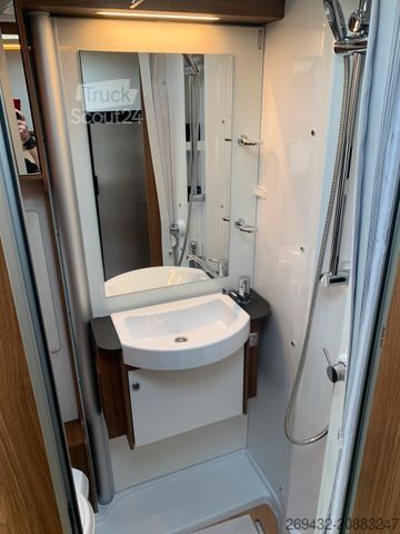 Polintegriran avtodom LAIKA ECOVIP TITANIO L 3019