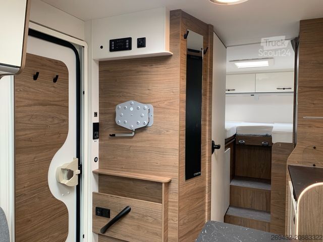 Polintegriran avtodom CORIGON SLIM TS 70 LS AKTION