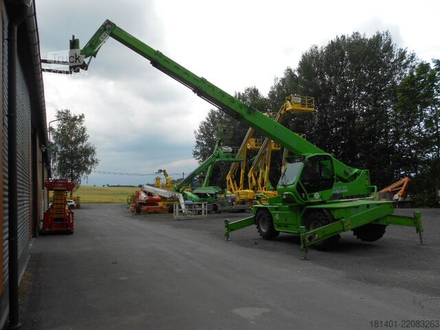 Vrtljivi teleskopski nakladalnik Merlo RT 4025 / 45.21 MCSS